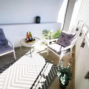 Apartment Hh 04 By Rockchair - Superhost Status - Modernes Mit Sonnigem Balkon & Premium Boxspringbetten In Winterhude - Geheimtipp, Hamburg